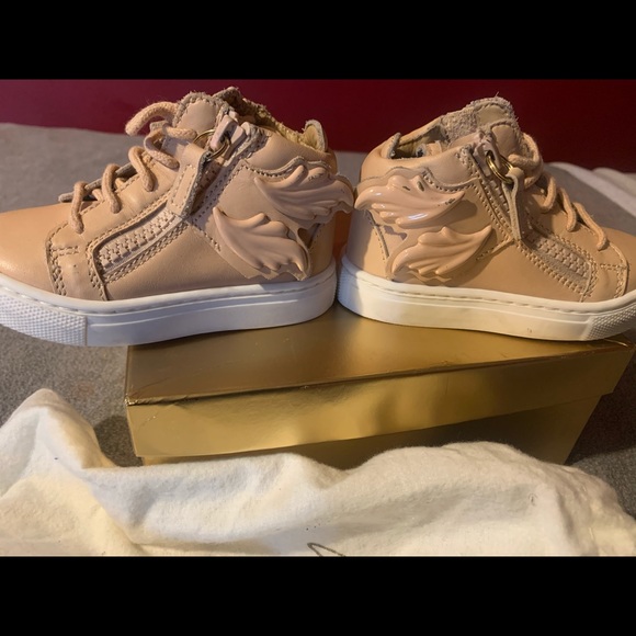 giuseppe-zanotti - Picture 3 of 12